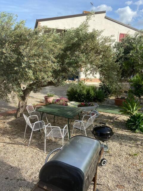 La casa di Gioggiò Apartamento Ioppolo Giancaxio Exterior foto